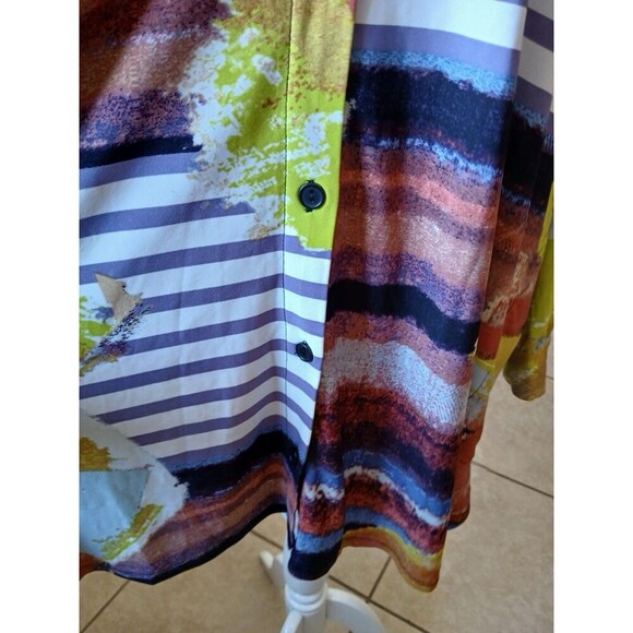 Attitudes by Renee Como Jersey Mesh Shoulder Top Plus Size 3X Printed Tee Shirt - Picture 9 of 16